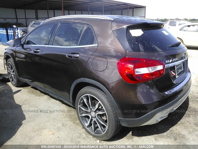 WDCTG4EBXFJ176836 - 2015 MERCEDES-BENZ GLA 250 BROWN photo 3