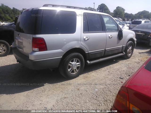 1FMPU15545LA76397 - 2005 FORD EXPEDITION XLT Silber Foto 4