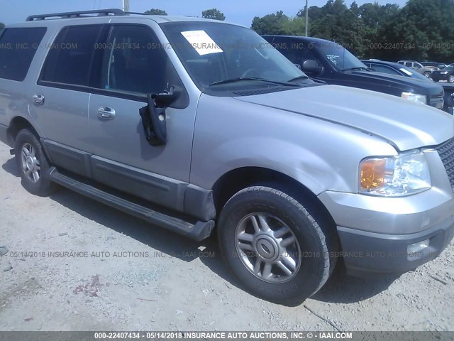 1FMPU15545LA76397 - 2005 FORD EXPEDITION XLT SILVER photo 6
