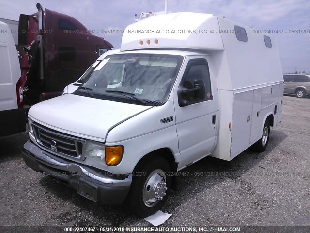 1FDWE35LX3HA92932 - 2003 FORD ECONOLINE E350 SUPER DUTY CTWAY VAN WHITE photo 2