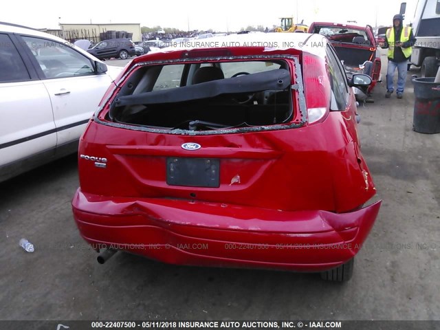 1FAHP37N47W164169 - 2007 FORD FOCUS ZX5/S/SE/SES RED photo 6