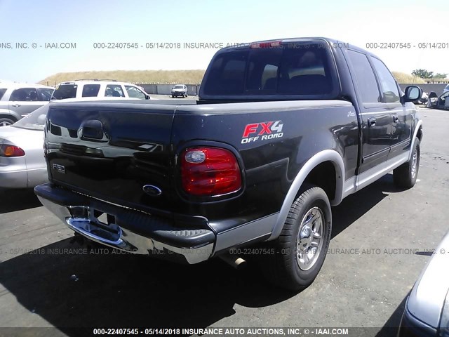 1FTRW08L22KD20125 - 2002 FORD F150 SUPERCREW BLACK photo 4