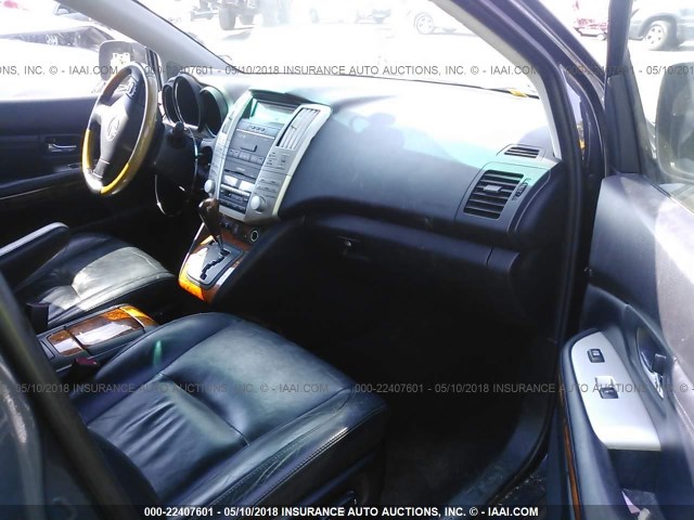 2T2HA31U96C100675 - 2006 LEXUS RX 330 GRAY photo 5