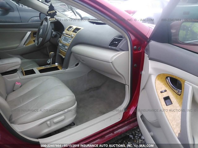 JTNBK46K373009332 - 2007 TOYOTA CAMRY NEW GENERAT LE/XLE/SE RED photo 5