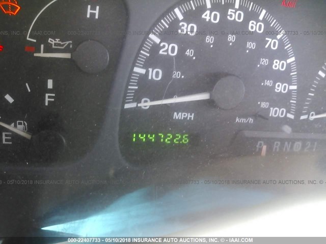 5LMEU27R51LJ32268 - 2001 LINCOLN NAVIGATOR WHITE photo 7