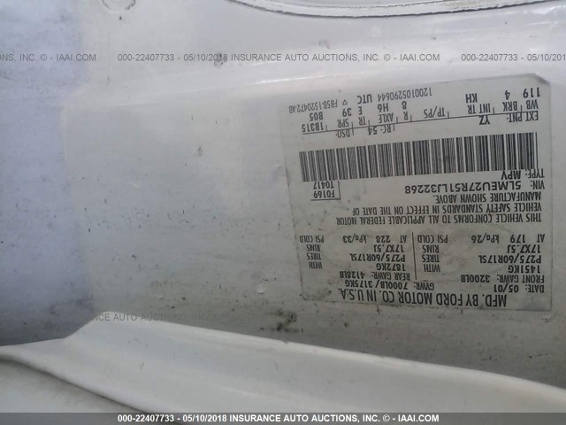 5LMEU27R51LJ32268 - 2001 LINCOLN NAVIGATOR WHITE photo 9