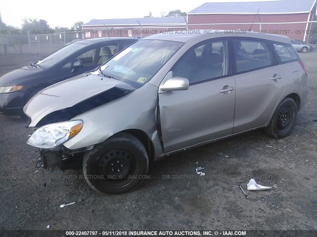 2T1KR32E63C066913 - 2003 TOYOTA COROLLA MATRIX XR GOLD photo 2