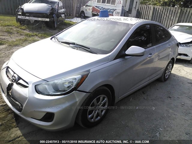 KMHCT4AE7DU534368 - 2013 HYUNDAI ACCENT GLS/GS SILVER photo 2