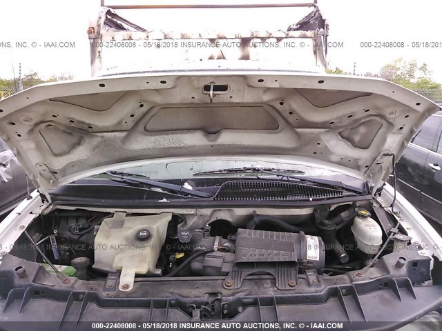 1GBHG31UX31136849 - 2003 CHEVROLET EXPRESS G3500  WHITE photo 9