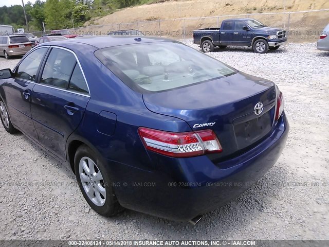 4T1BK3EK4BU610442 - 2011 TOYOTA CAMRY SE/LE/XLE BLUE photo 3