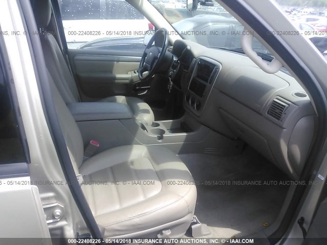 1FMZU73KX4UA49735 - 2004 FORD EXPLORER XLT/XLT SPORT/NBX BEIGE photo 5