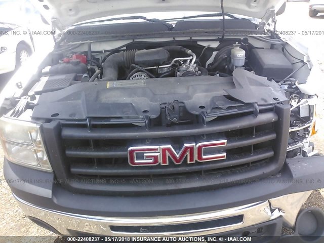 1GTPCTEX7AZ265301 - 2010 GMC SIERRA C1500 WHITE photo 10