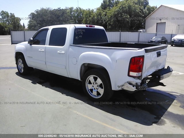 3GTEK13M77G523073 - 2007 GMC NEW SIERRA K1500 WHITE photo 3