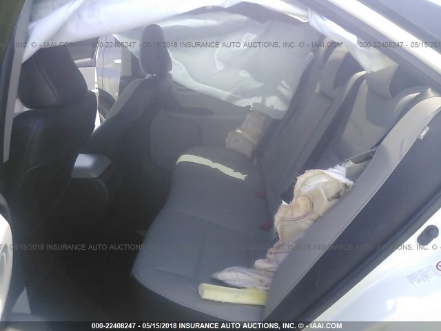 4T1BF1FK2GU119477 - 2016 TOYOTA CAMRY LE/XLE/SE/XSE თეთრი ფოტო 8