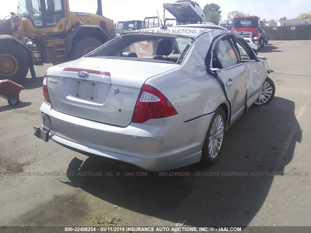 3FADP0L33AR130316 - 2010 FORD FUSION HYBRID SILVER photo 4