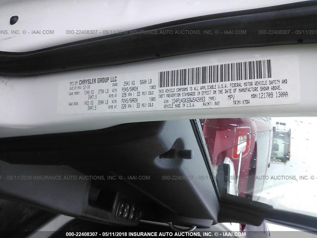 1D4PU4GK6BW542093 - 2011 DODGE NITRO HEAT WHITE photo 9