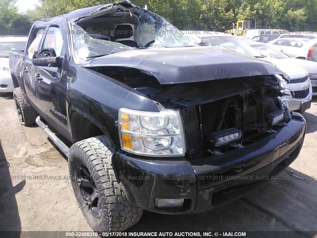 2GCEK13M571511691 - 2007 CHEVROLET SILVERADO K1500 CREW CAB BLACK photo 1