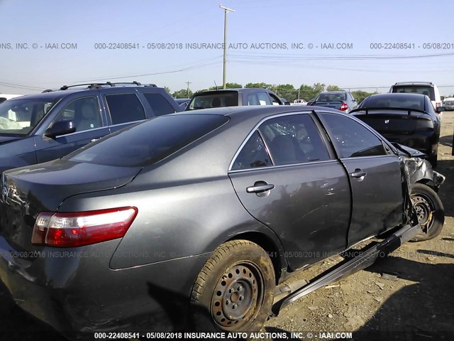 4T1BE46K17U688874 - 2007 TOYOTA CAMRY NEW GENERAT CE/LE/XLE/SE GRAY photo 4