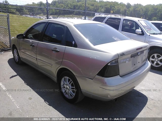 1FAFP34N07W266273 - 2007 FORD FOCUS ZX4/S/SE/SES GOLD photo 3