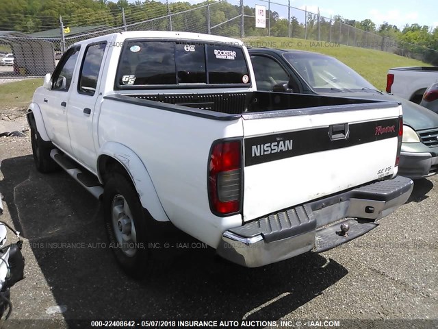 1N6ED27T4YC316322 - 2000 NISSAN FRONTIER CREW CAB XE/CREW CAB SE WHITE photo 3