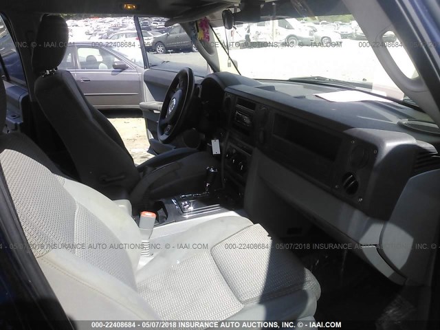 1J8HG48N16C212282 - 2006 JEEP COMMANDER ლურჯი ფოტო 5