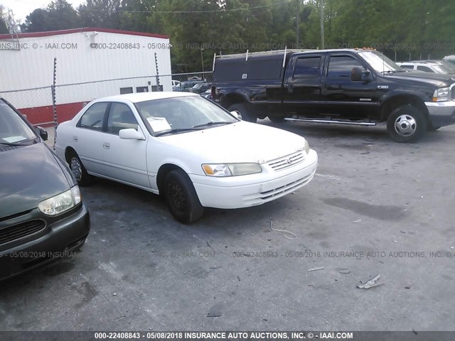 4T1BG28K5WU291968 - 1998 TOYOTA CAMRY CE/LE/XLE 白色 照片 1