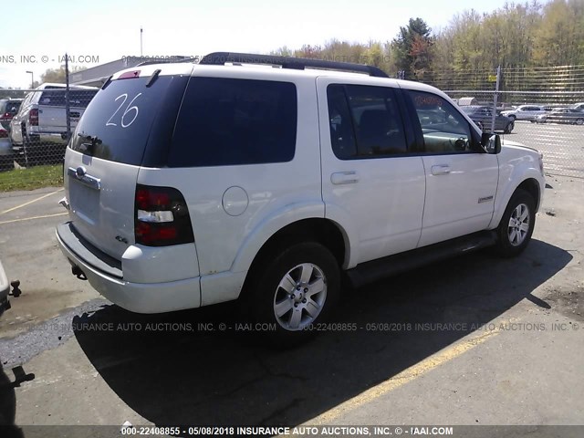 1FMEU73E08UA14099 - 2008 FORD EXPLORER XLT WHITE photo 4