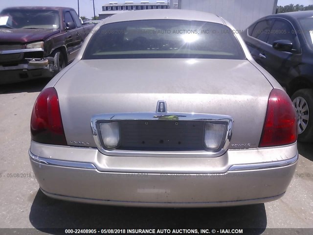 1LNHM81WX3Y648214 - 2003 LINCOLN TOWN CAR EXECUTIVE TAN photo 6