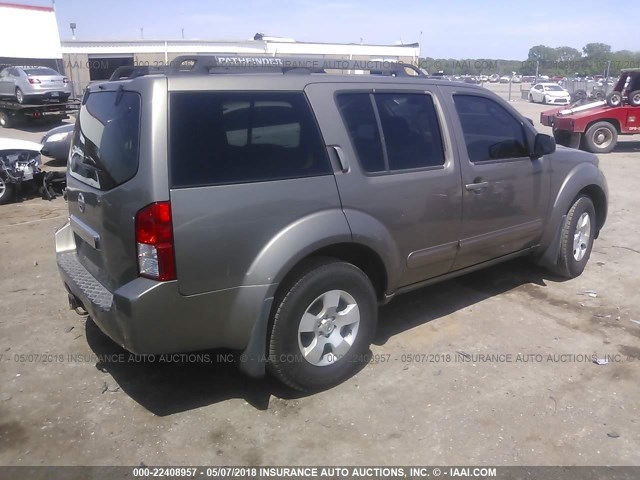 5N1AR18U56C618702 - 2006 NISSAN PATHFINDER LE/SE/XE SILVER photo 4