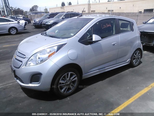 KL8CL6S09GC649530 - 2016 CHEVROLET SPARK EV 2LT SILVER photo 2