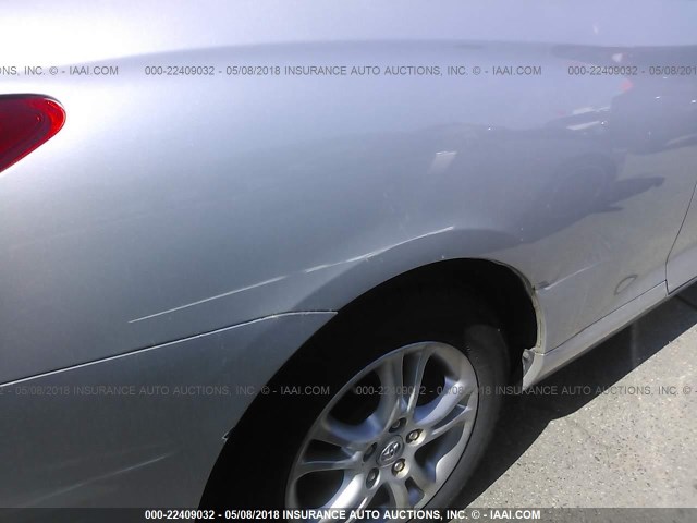 4T1CE30P78U763355 - 2008 TOYOTA CAMRY SOLARA SE/SLE/SPORT SILVER photo 6