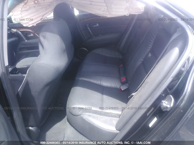 JH4KB16515C020905 - 2005 ACURA RL BLACK photo 8