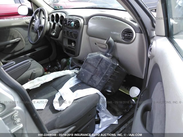 3C4FY48B82T232738 - 2002 CHRYSLER PT CRUISER CLASSIC 银色 照片 5