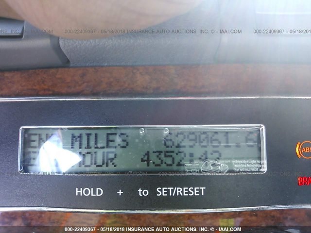 1FUJGLDR3BSAZ2685 - 2011 FREIGHTLINER CASCADIA 125  ORANGE photo 6