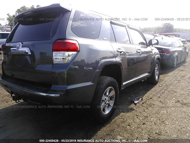 JTEZU5JR7A5008943 - 2010 TOYOTA 4RUNNER SR5/SPORT GRAY photo 4