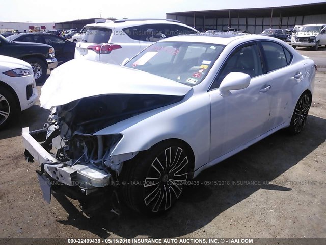 JTHBK262162018526 - 2006 LEXUS IS 250 WHITE photo 2