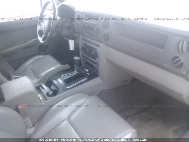 1J8HH48N96C189346 - 2006 JEEP COMMANDER TAN photo 5