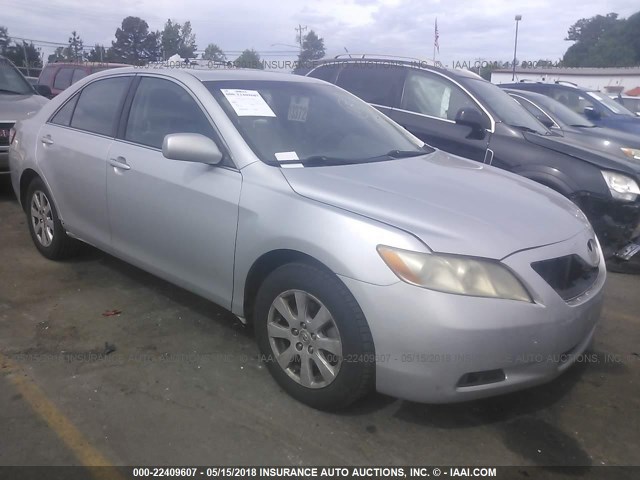 4T1BE46K09U893766 - 2009 TOYOTA CAMRY SE/LE/XLE ვერცხლისფერი ფოტო 1