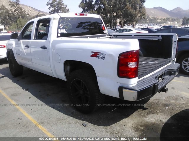 3GCEK13377G540463 - 2007 CHEVROLET SILVERADO K1500 CREW CAB WHITE photo 3