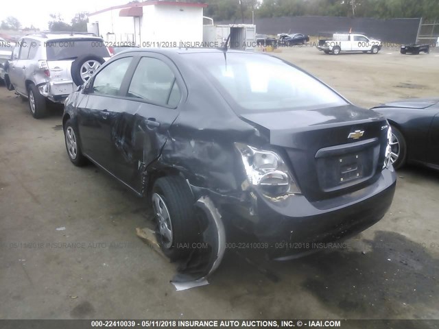1G1JA5SG5D4185114 - 2013 CHEVROLET SONIC LS ნაცრისფერი ფოტო 3