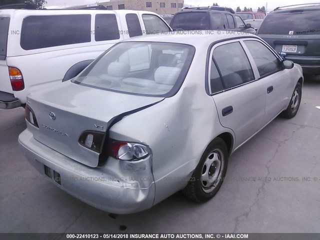 1NXBR12E2XZ280581 - 1999 TOYOTA COROLLA VE/CE/LE 银色 照片 4