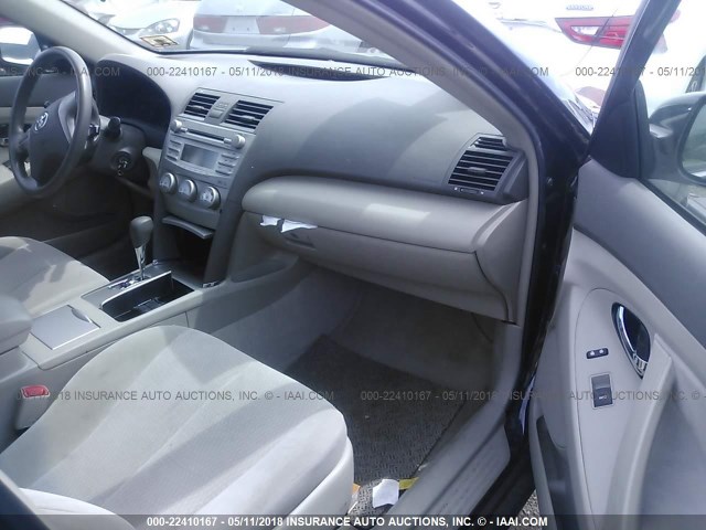 4T1BF3EK9AU011474 - 2010 TOYOTA CAMRY SE/LE/XLE 黑色 照片 5