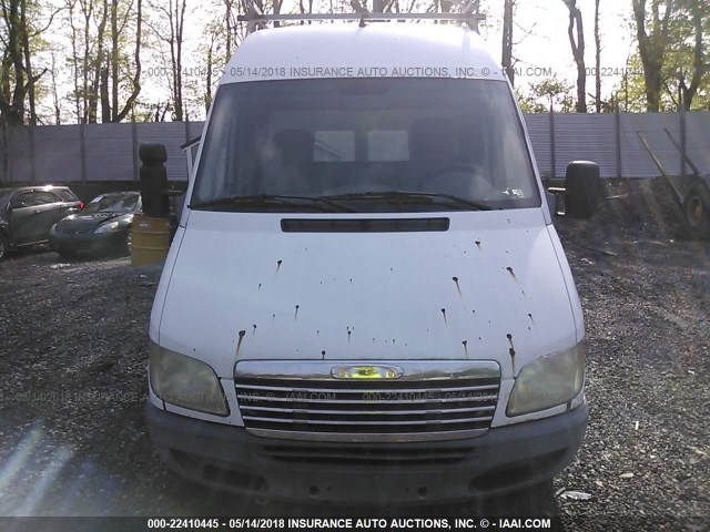 WD2YD341525337344 - 2002 FREIGHTLINER Sprinter 2500 WHITE photo 6