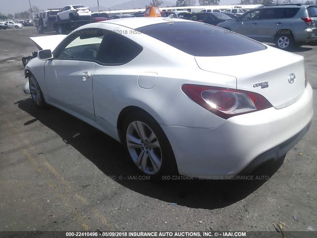 KMHHT6KD5AU037838 - 2010 HYUNDAI GENESIS COUPE 2.0T WHITE photo 3