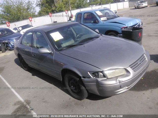 4T1BG22K2XU465571 - 1999 TOYOTA CAMRY CE/LE/XLE 灰色 照片 1