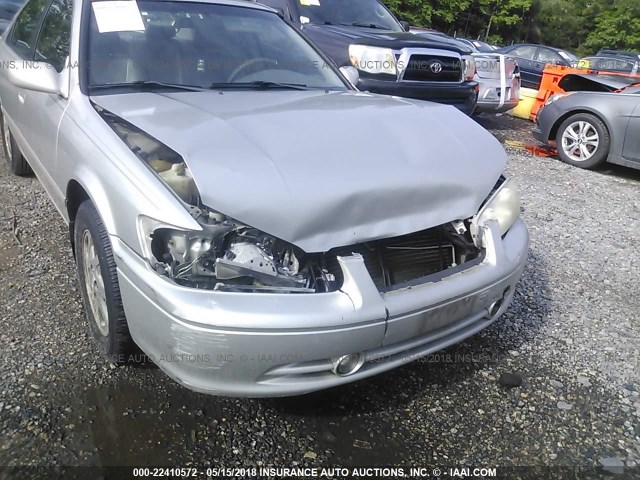 4T1BF28K9YU104723 - 2000 TOYOTA CAMRY LE/XLE SILVER photo 6