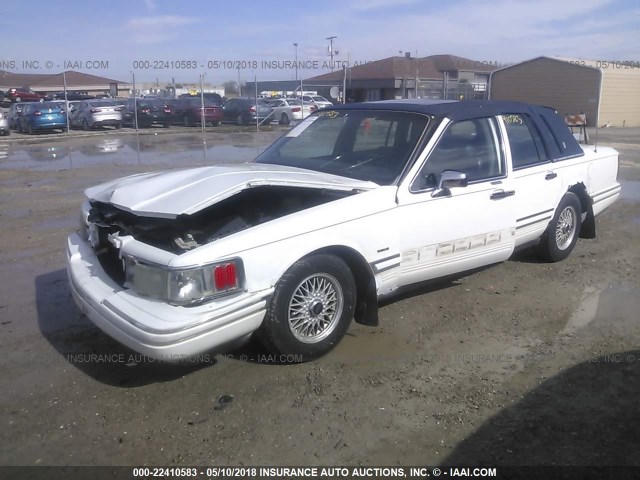 1LNLM81WXRY751703 - 1994 LINCOLN TOWN CAR EXECUTIVE Белый фото 2