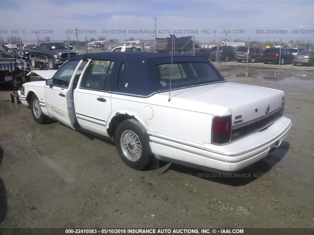 1LNLM81WXRY751703 - 1994 LINCOLN TOWN CAR EXECUTIVE Белый фото 3