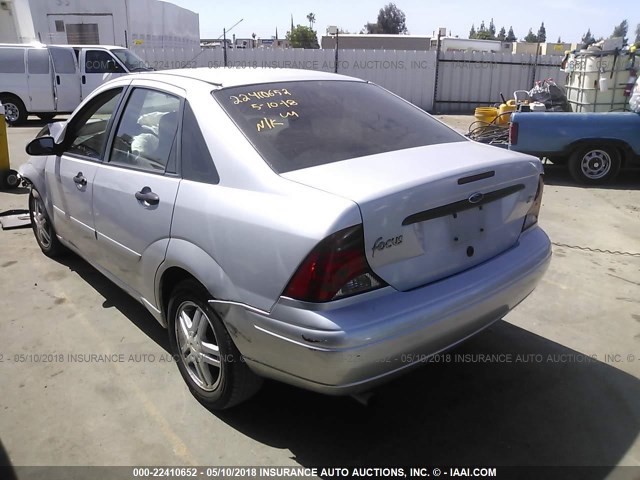 1FAFP34Z04W103833 - 2004 FORD FOCUS SE COMFORT/SE SPORT GREEN photo 3