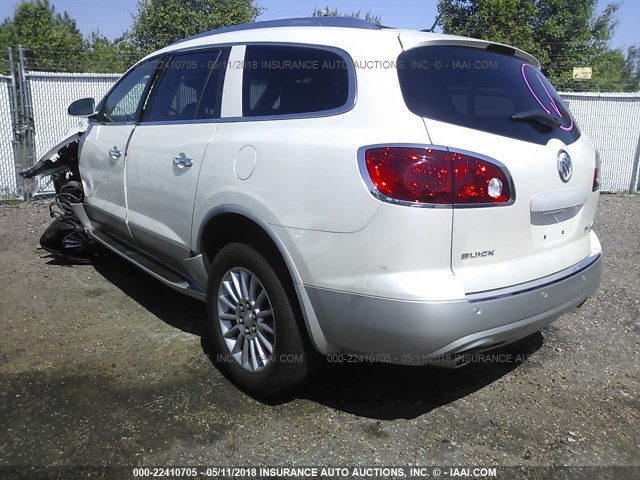 5GAKRBED7BJ383097 - 2011 BUICK ENCLAVE CXL WHITE photo 3